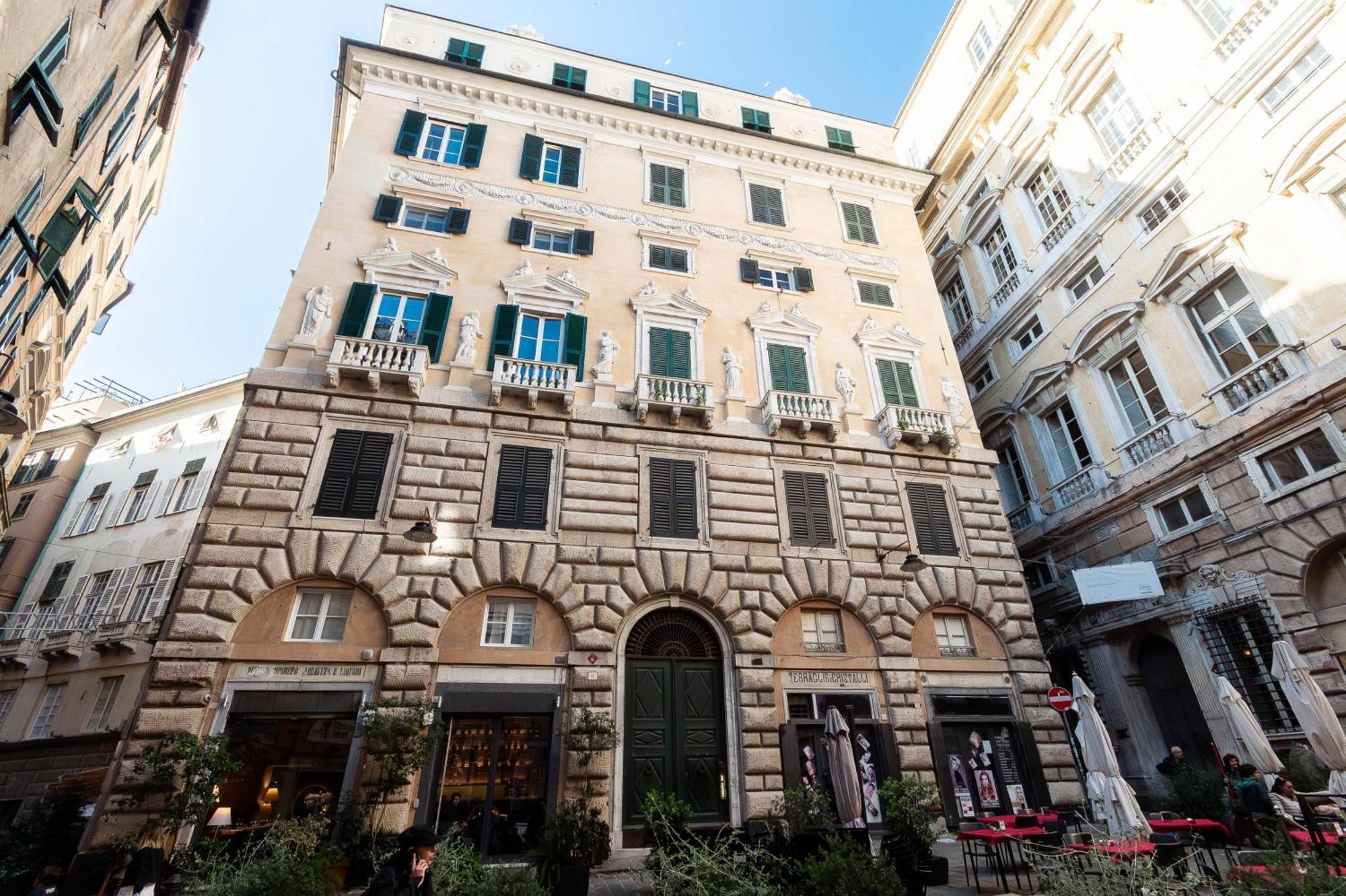 Centre Of Genoa, Near Acquarium * Genova